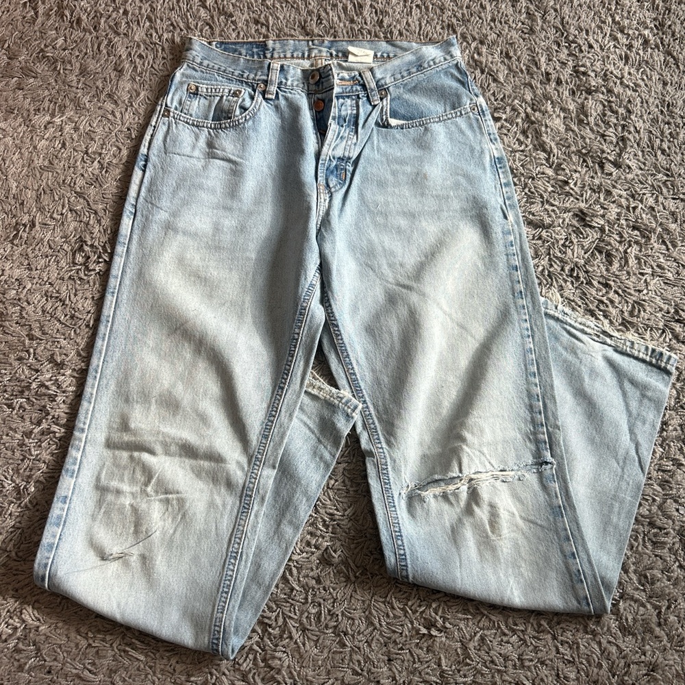VINTAGE LEVI’S JEANS